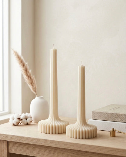 Duo de Piliers Striés – Alya | Bougies Sculpturales